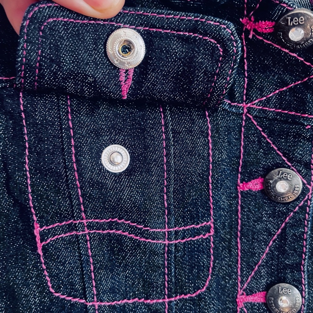 Vintage Y2K Lee Jeans Baby Girl Denim Vest, Rhinestone Buttons, Pink Stitching - Picture 4 of 12